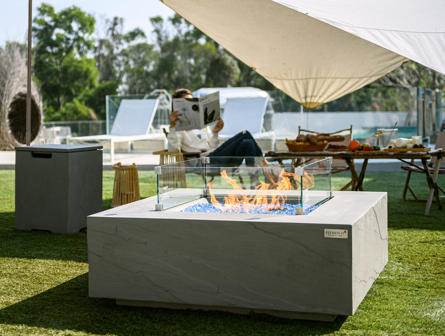 Elementi Plus Capertee Fire Table OFG411SG